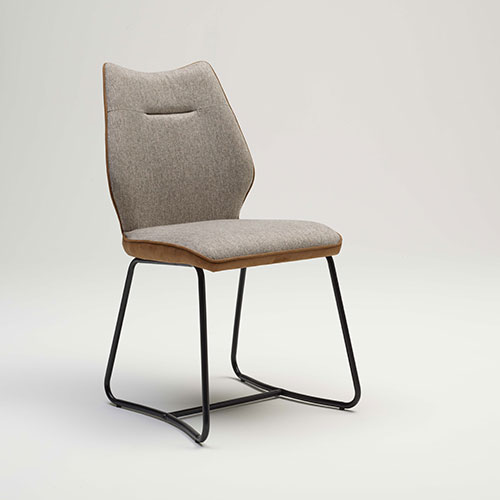 Les chaises en tissu : idéales pour un séjour cosy et élégant