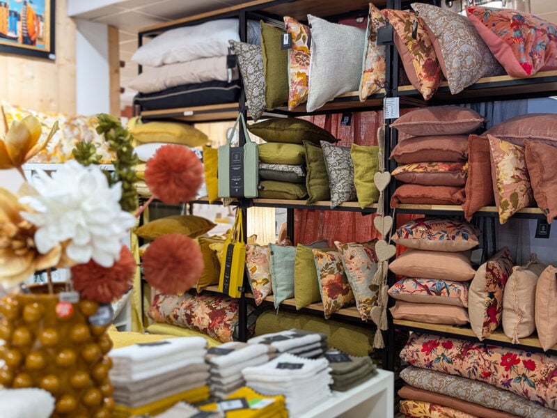 textile coussins hemisphere sud saint herblain