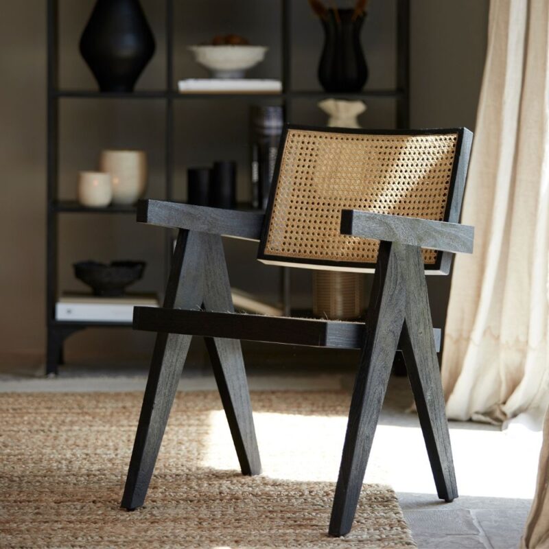 chaise en bois et cannage morazan